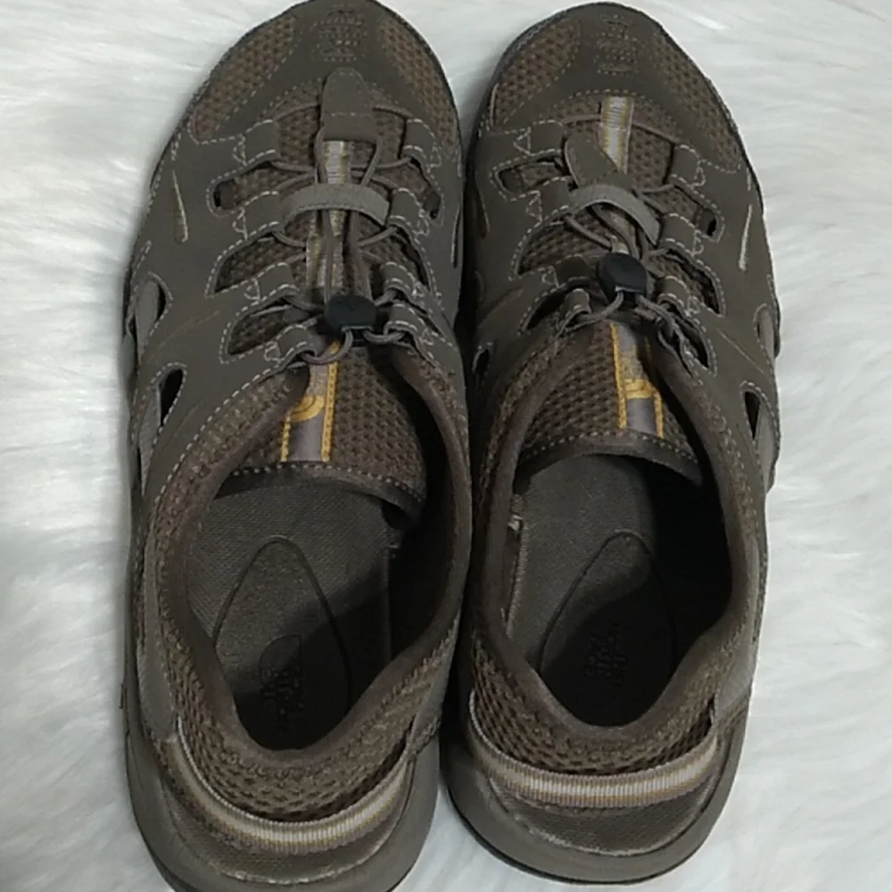 SALE! NWOT The North Face Mens Sandals Sz.10